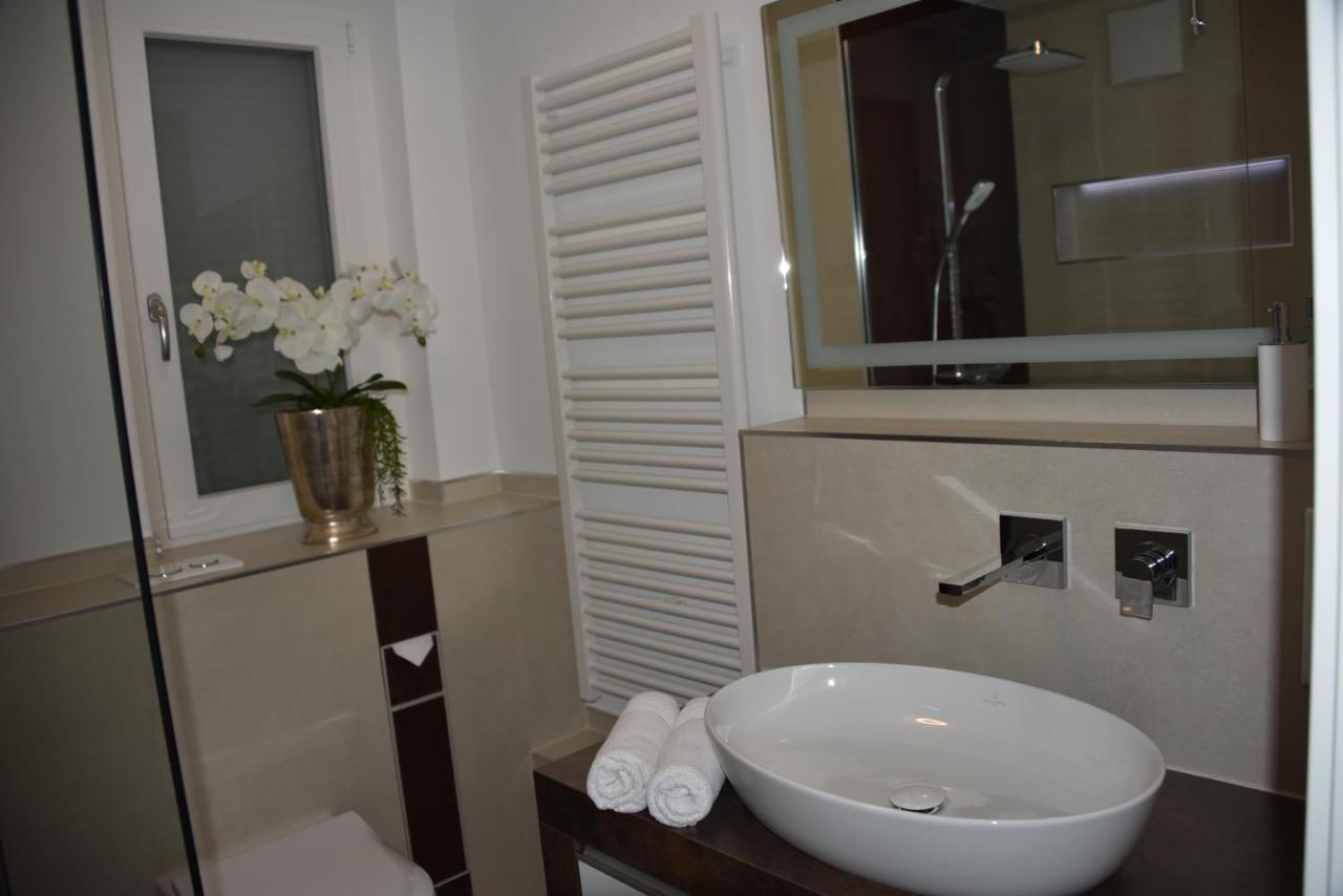 Antike & Modern Deluxe 2 Mit Terrasse Apartment Leipheim Ngoại thất bức ảnh
