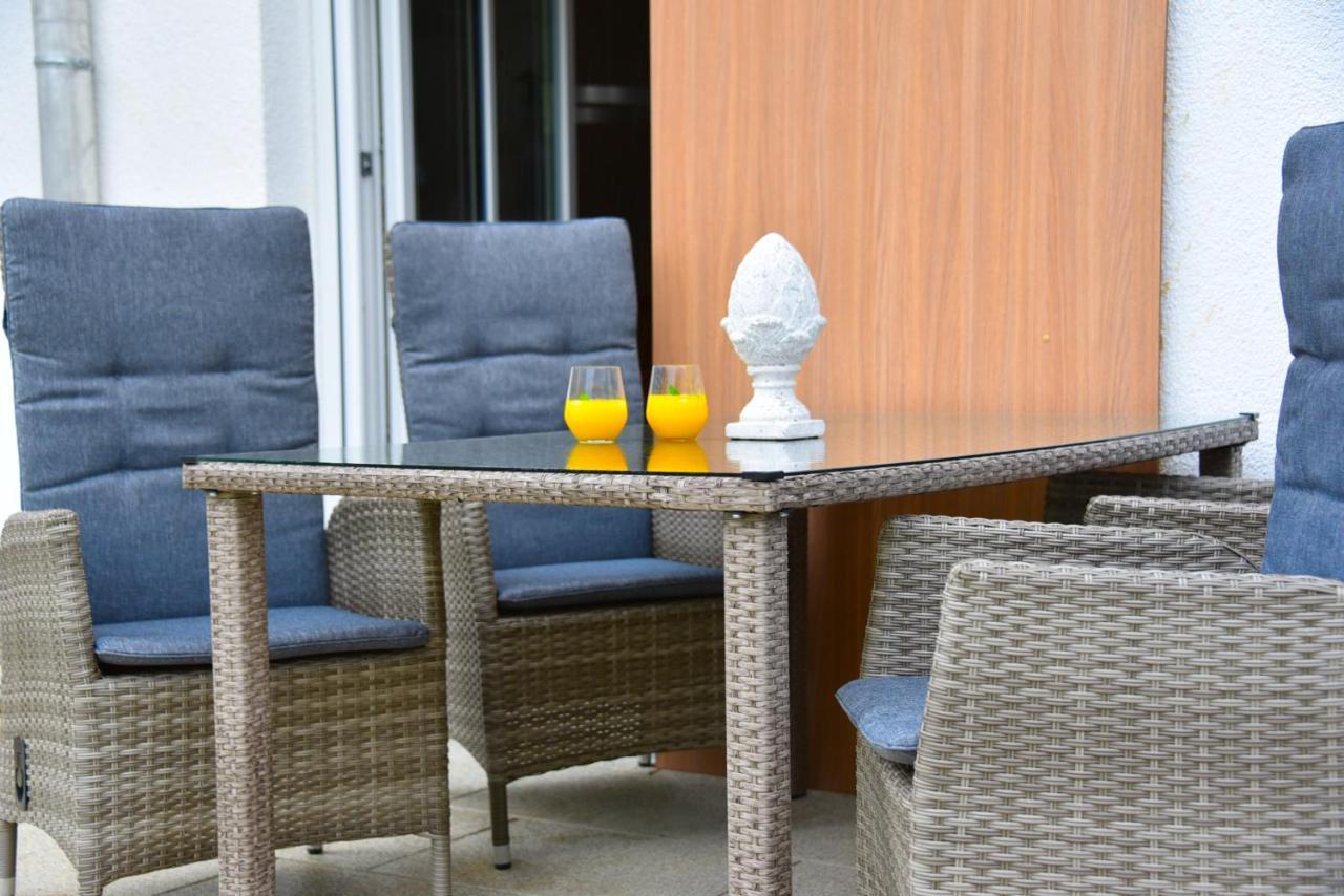 Antike & Modern Deluxe 2 Mit Terrasse Apartment Leipheim Ngoại thất bức ảnh